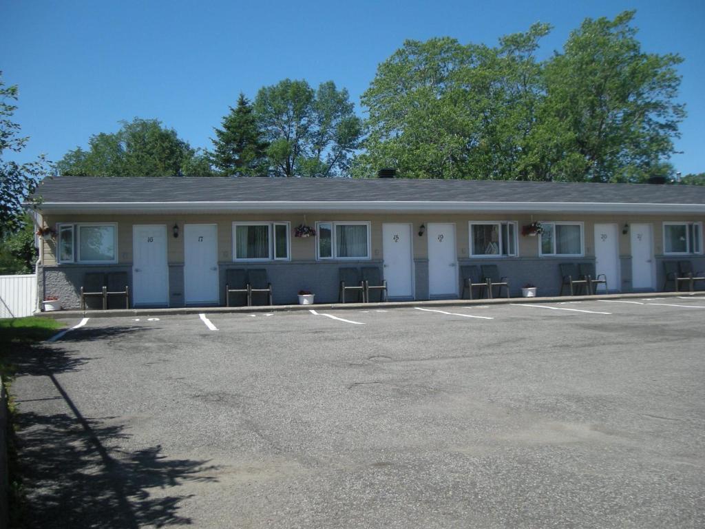 Motel Chevalier Québec Eksteriør bilde