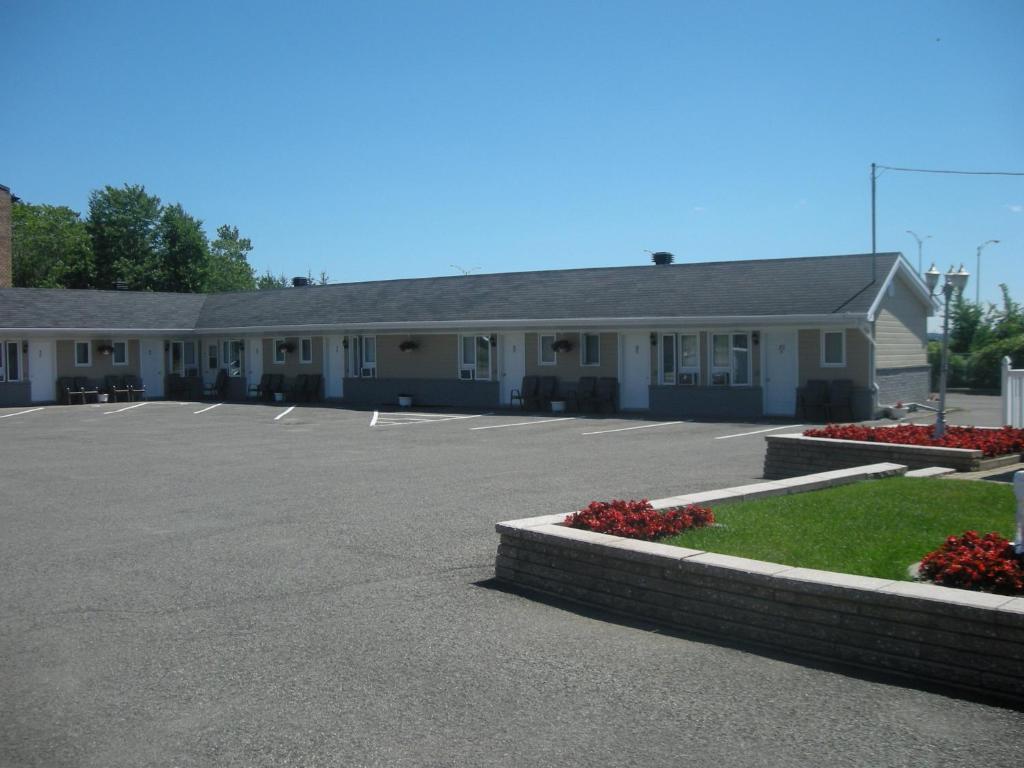 Motel Chevalier Québec Eksteriør bilde