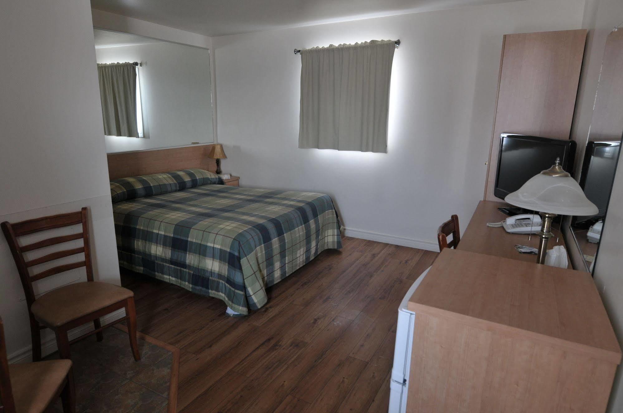 Motel Chevalier Québec Eksteriør bilde