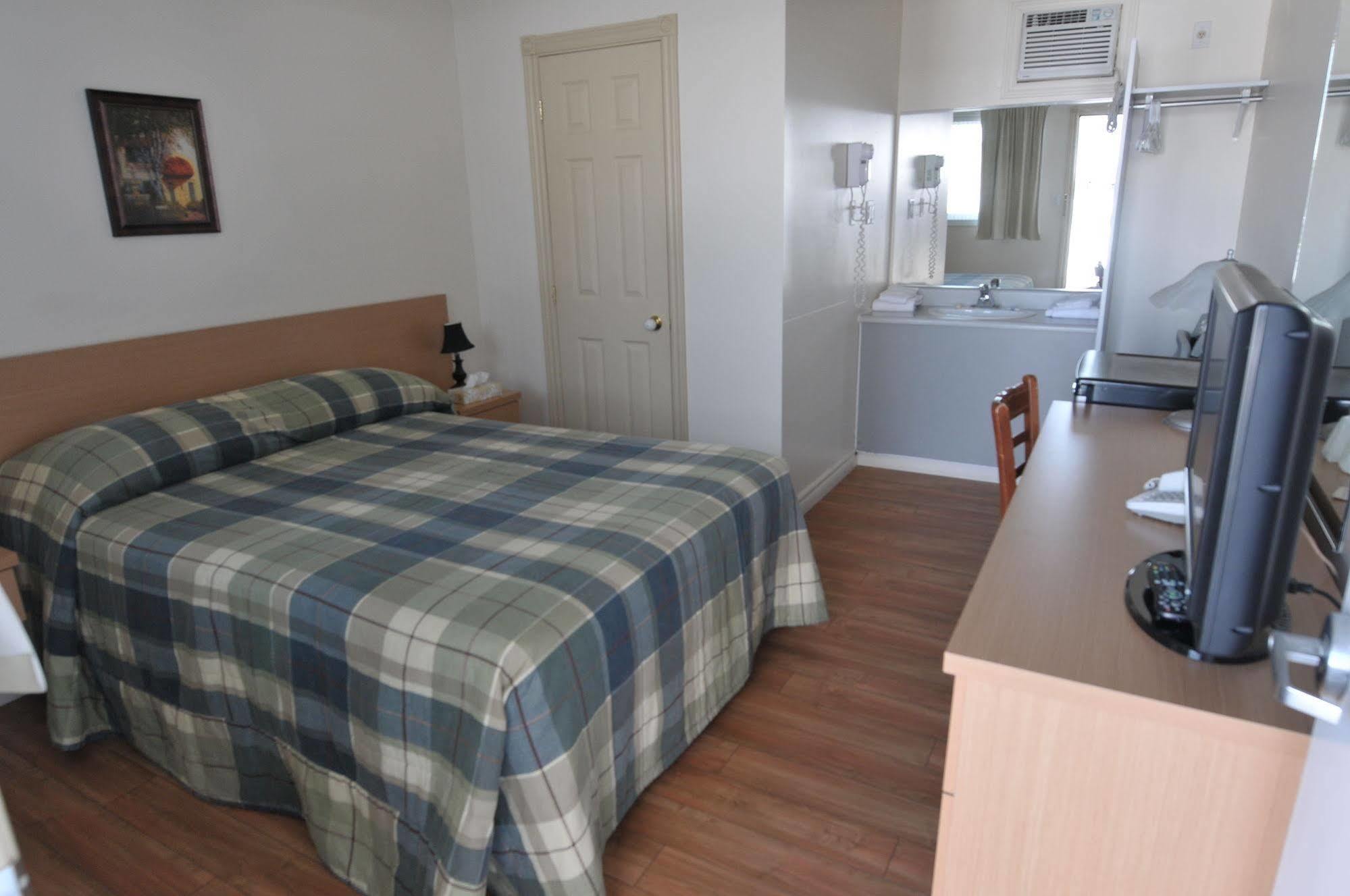 Motel Chevalier Québec Eksteriør bilde